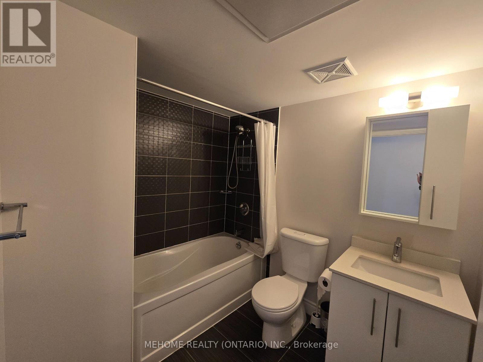 507 - 273 South Park Road, Markham (Commerce Valley), Ontario  L3T 0B5 - Photo 21 - N12786402