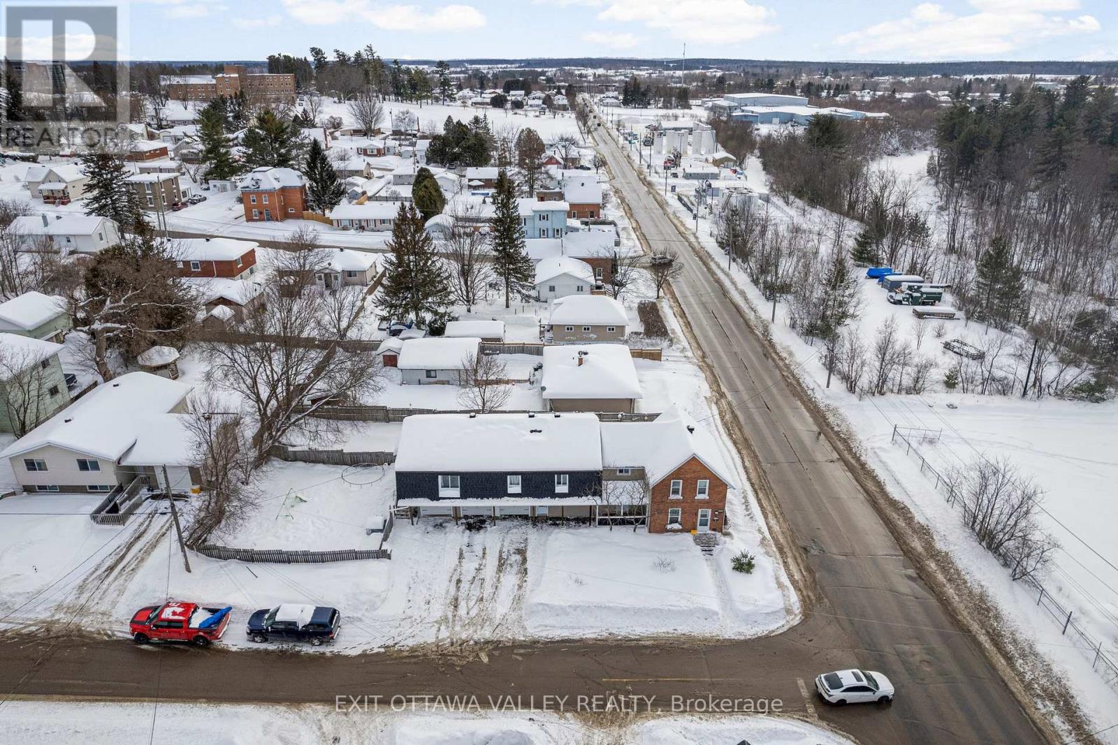 80 Hunter Street, Pembroke, Ontario  K8A 2N5 - Photo 3 - X12791486