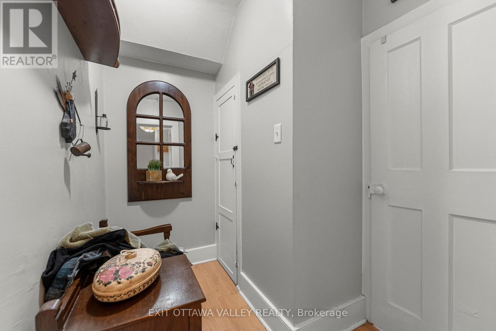 80 Hunter Street, Pembroke, Ontario  K8A 2N5 - Photo 32 - X12791486