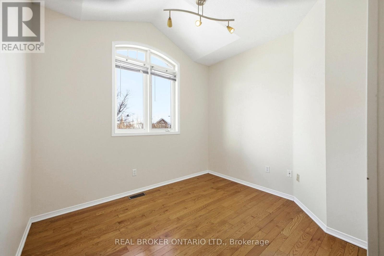 220 Woodpark Way, Ottawa, Ontario  K2J 4P7 - Photo 22 - X12791478