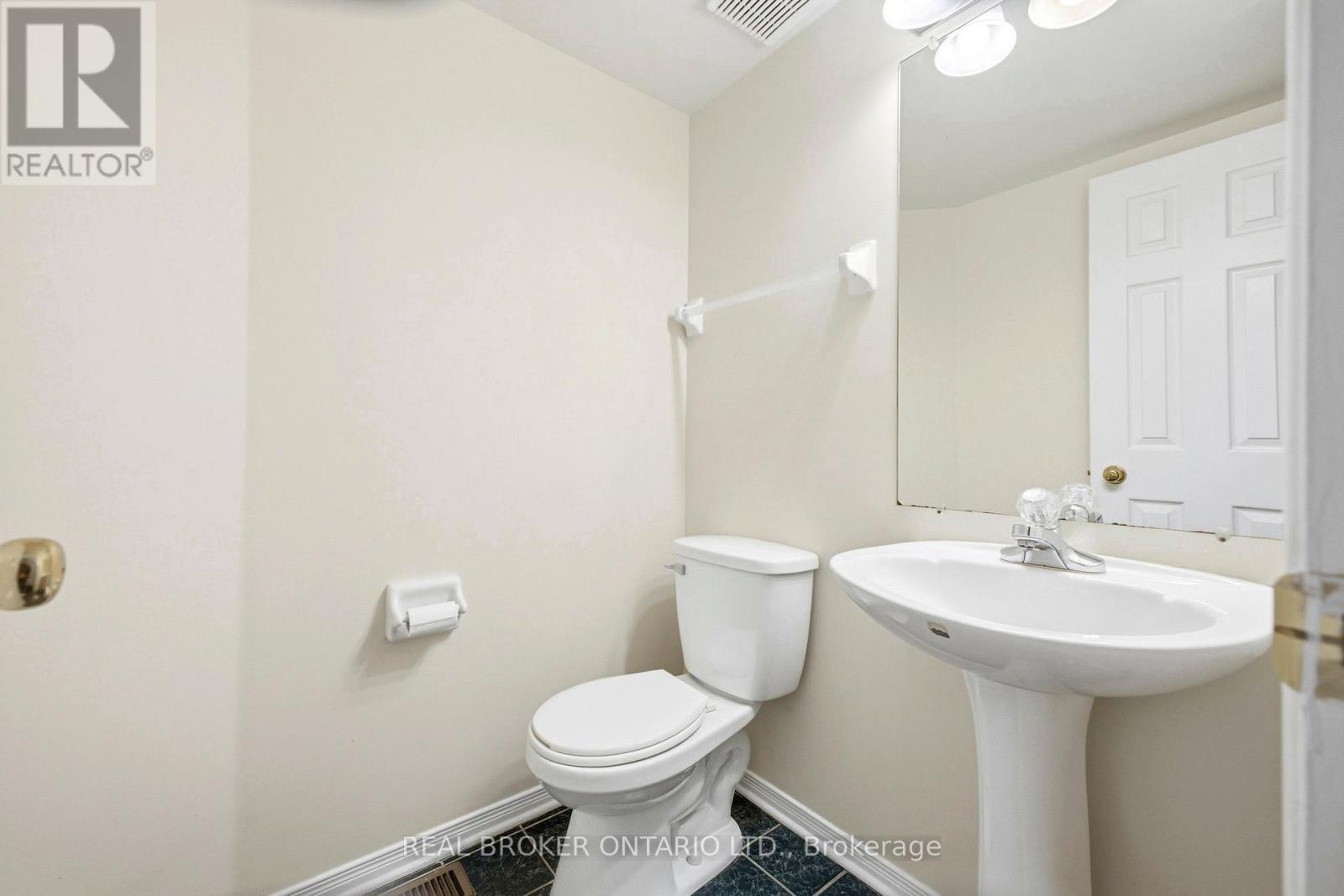 220 Woodpark Way, Ottawa, Ontario  K2J 4P7 - Photo 4 - X12791478