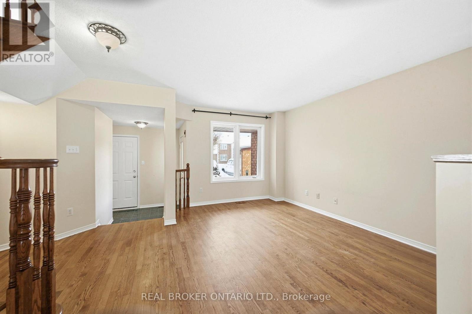 220 Woodpark Way, Ottawa, Ontario  K2J 4P7 - Photo 5 - X12791478