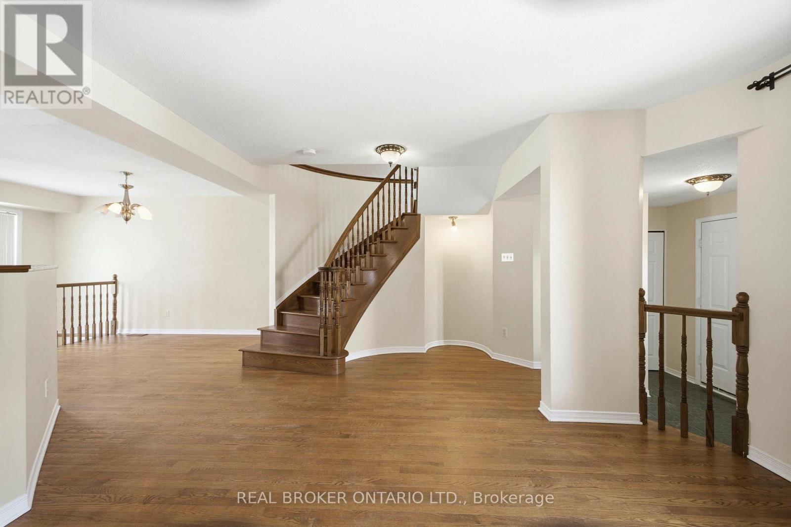 220 Woodpark Way, Ottawa, Ontario  K2J 4P7 - Photo 7 - X12791478