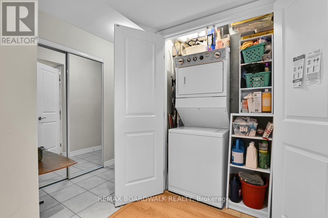 307 - 314 Central Park Drive, Ottawa, Ontario  K2C 4G4 - Photo 12 - X12791492