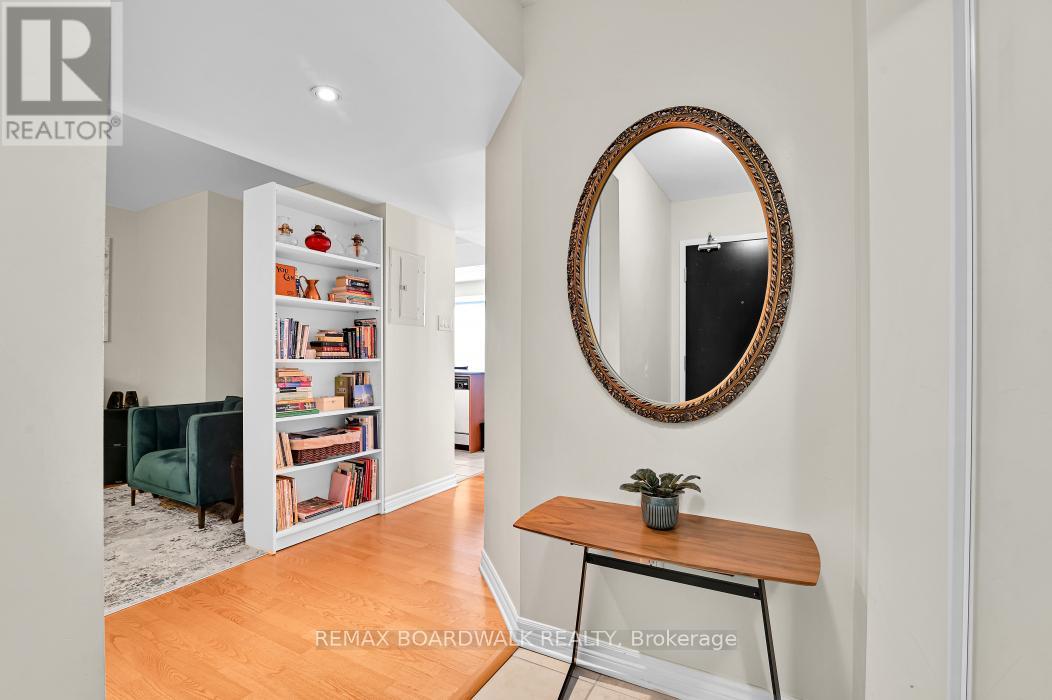 307 - 314 Central Park Drive, Ottawa, Ontario  K2C 4G4 - Photo 8 - X12791492