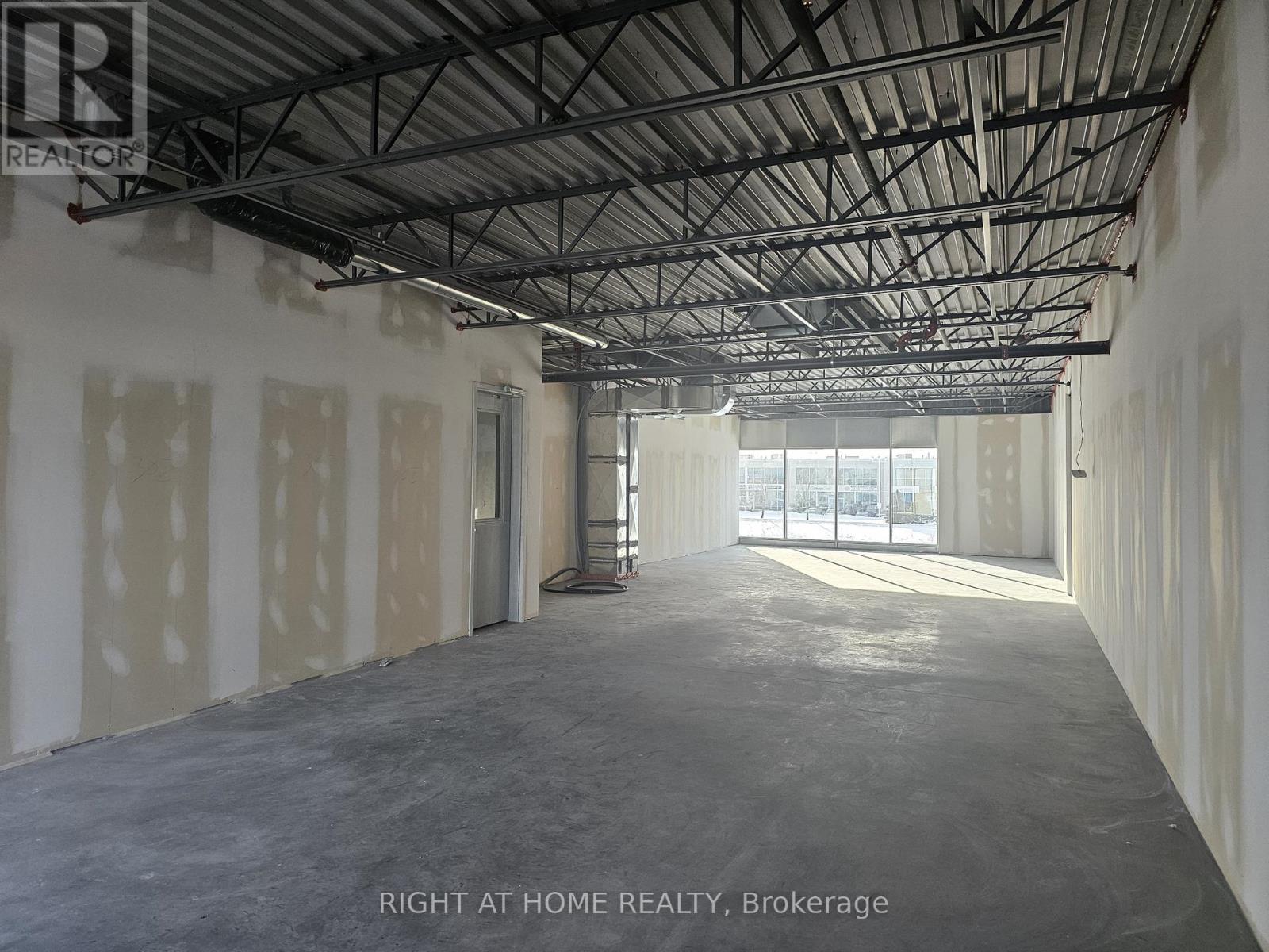 6 (Upper Floor) - 7681 Highway 27 E, Vaughan (West Woodbridge Industrial Area), Ontario  L4L 4M5 - Photo 6 - N12791484
