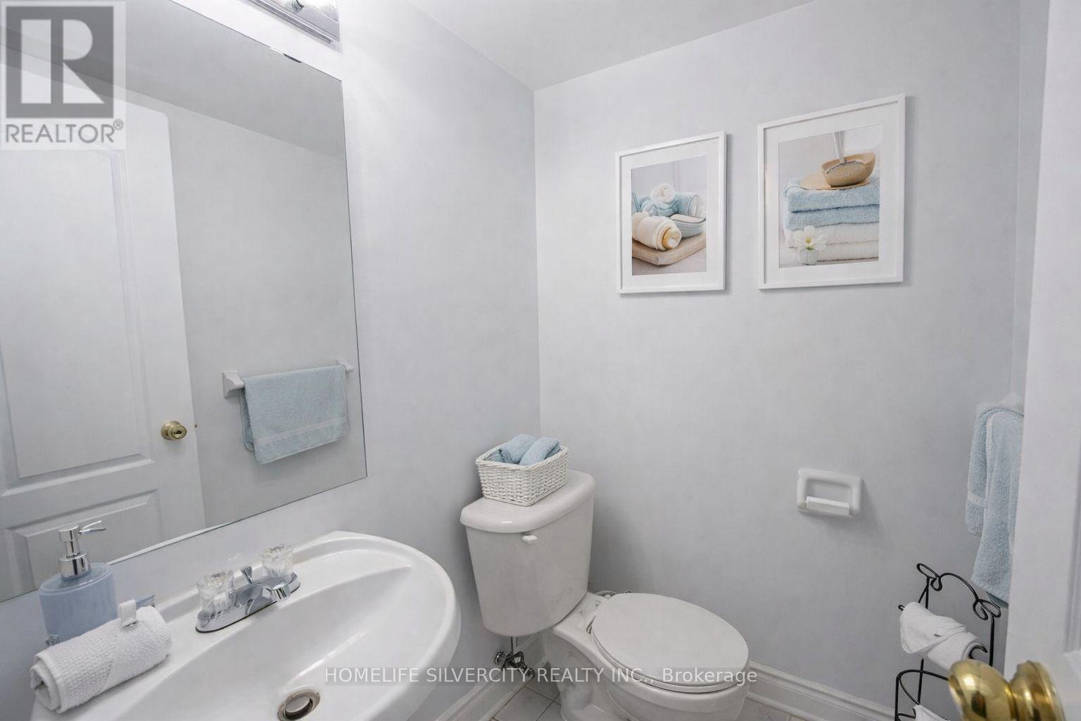 5 Allangrove Drive, Brampton, Ontario  L7A 2M4 - Photo 7 - W12791482