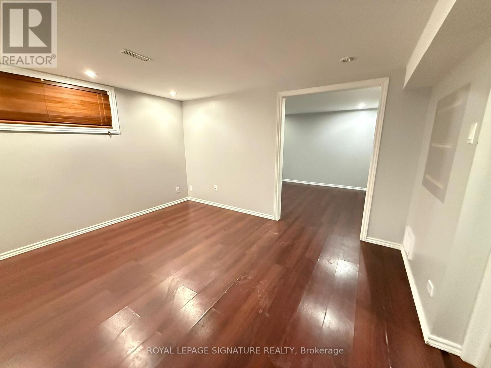 Bsmt - 40 Barkwin Drive, Toronto, Ontario  M9V 2W3 - Photo 5 - W12791496