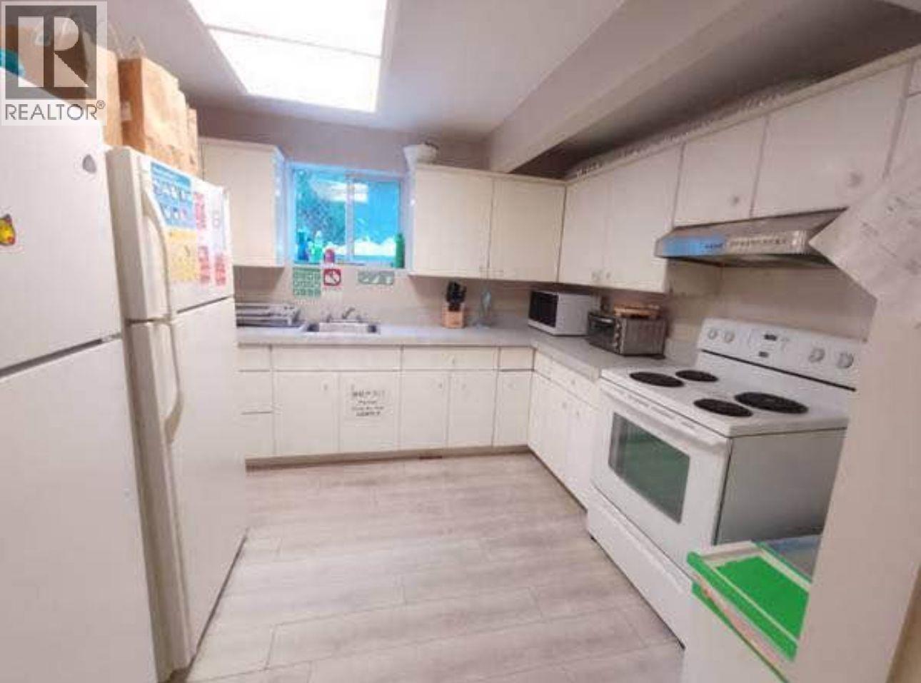 5395 Georgia Street, Burnaby, British Columbia  V5B 1V3 - Photo 10 - R3082864