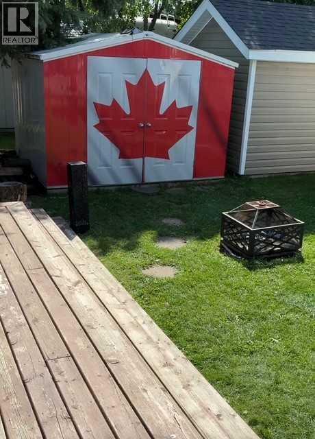 561 Carefree Resort, Rural Red Deer County, Alberta  T4G 0K6 - Photo 9 - A2286689