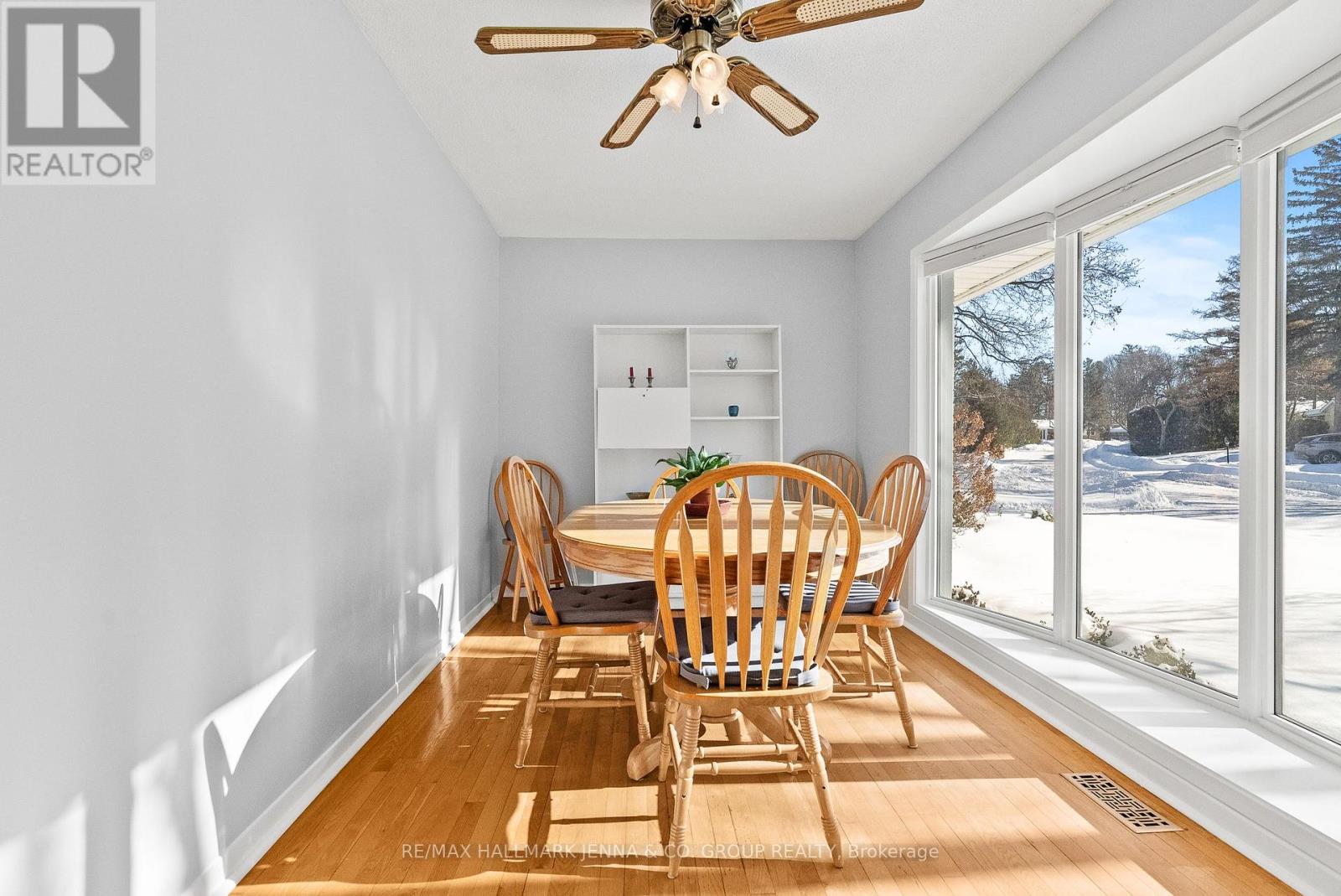 13 Pinepoint Drive, Ottawa, Ontario  K2H 6B1 - Photo 7 - X12791516