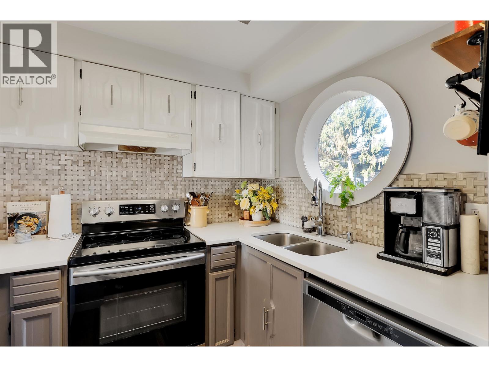 332 7055 Wilma Street, Burnaby, British Columbia  V5E 4B1 - Photo 9 - R3090108