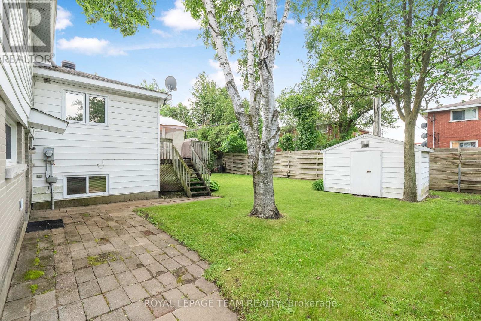 1166 Castle Hill Crescent, Ottawa, Ontario  K2C 2A8 - Photo 25 - X12791440