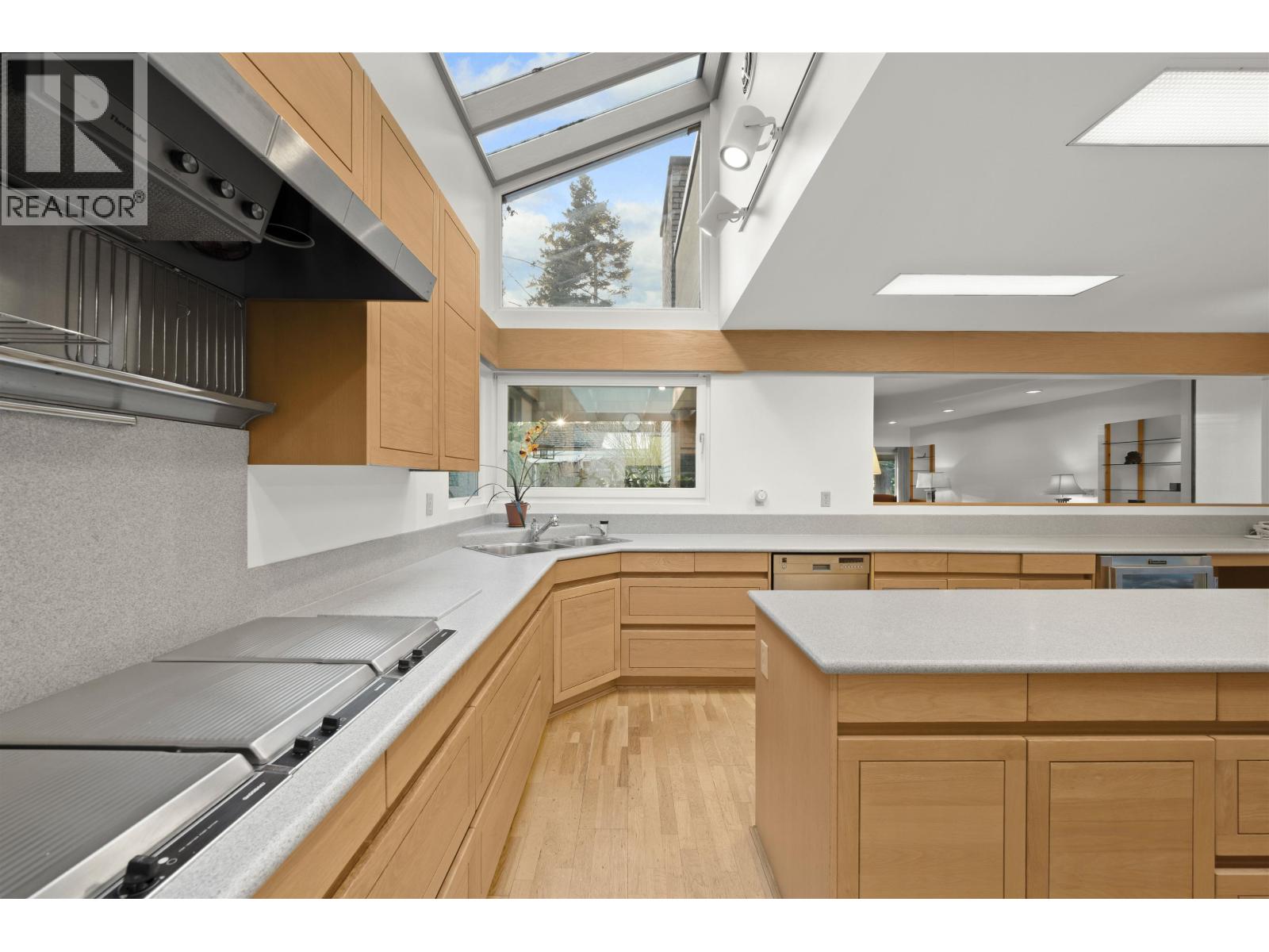 535 English Bluff Road, Delta, British Columbia  V4M 2M9 - Photo 3 - R3065524