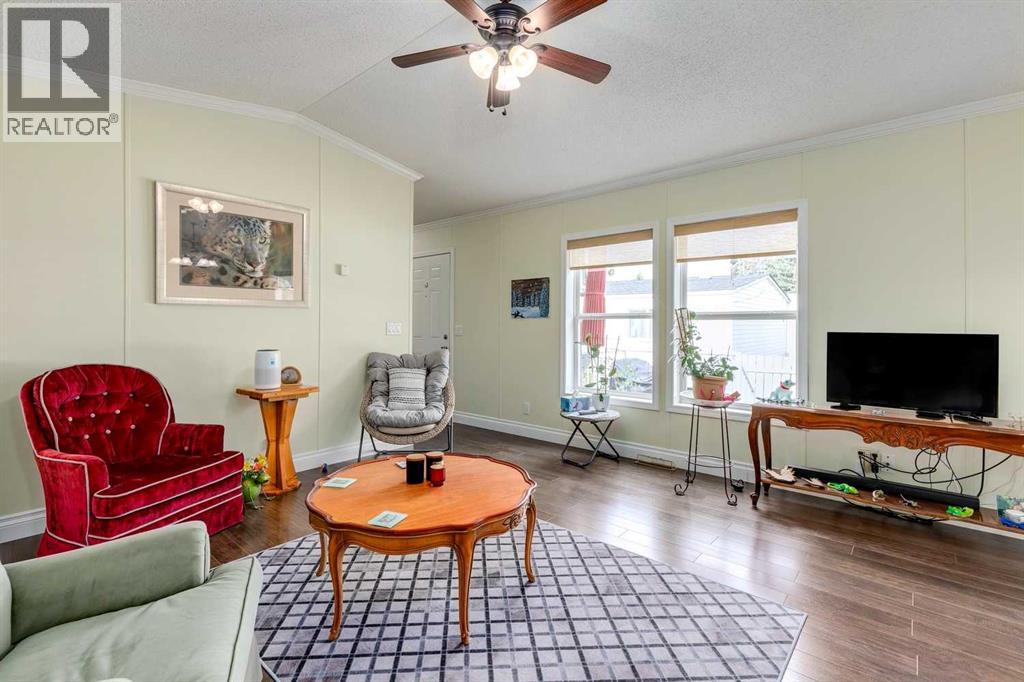 67, 1190 15 Avenue, Didsbury, Alberta  T0M 0W0 - Photo 8 - A2286285