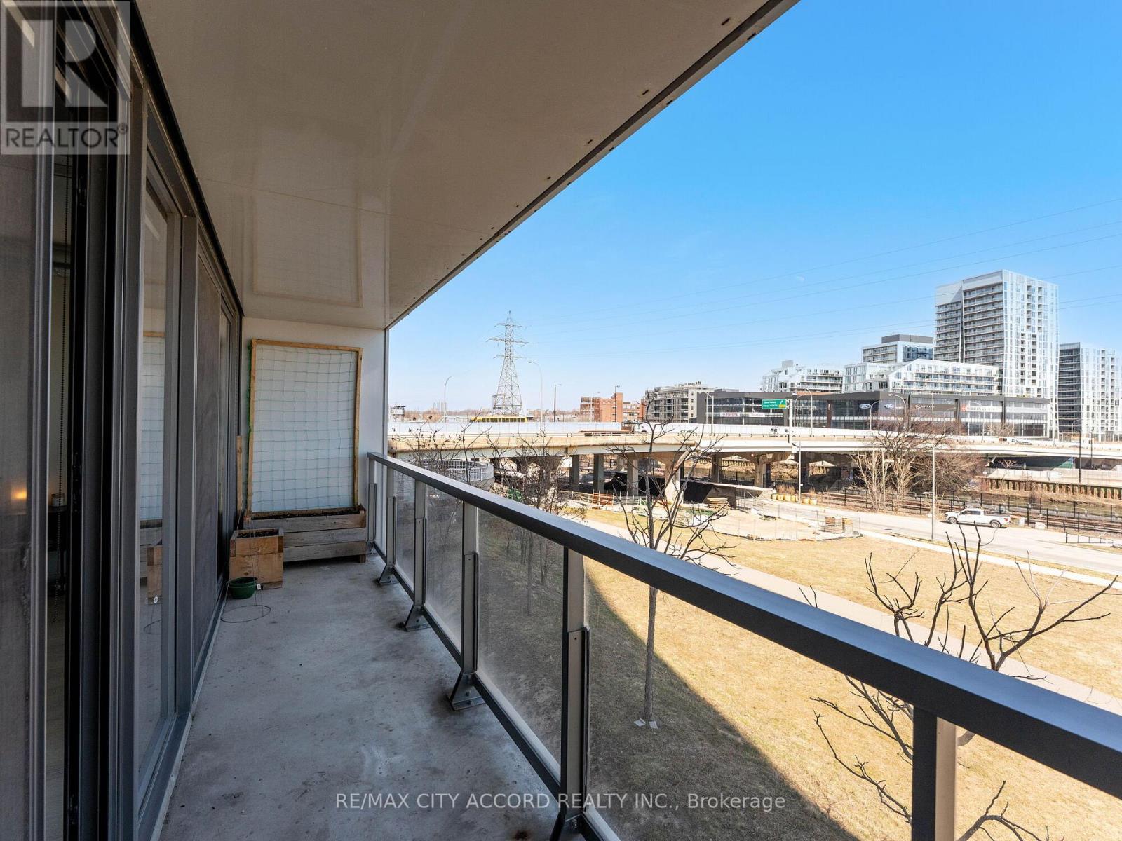 305 - 170 Bayview Avenue, Toronto, Ontario  M5A 0M4 - Photo 19 - C12791520