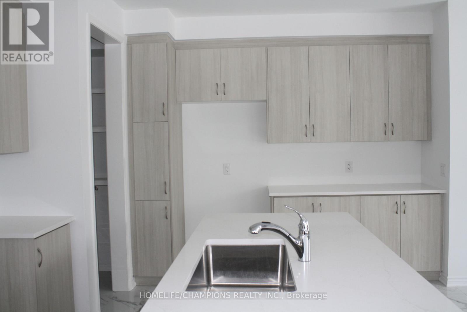 1371 Kerrydale Avenue, Pickering, Ontario  L1X 0T1 - Photo 7 - E12791526