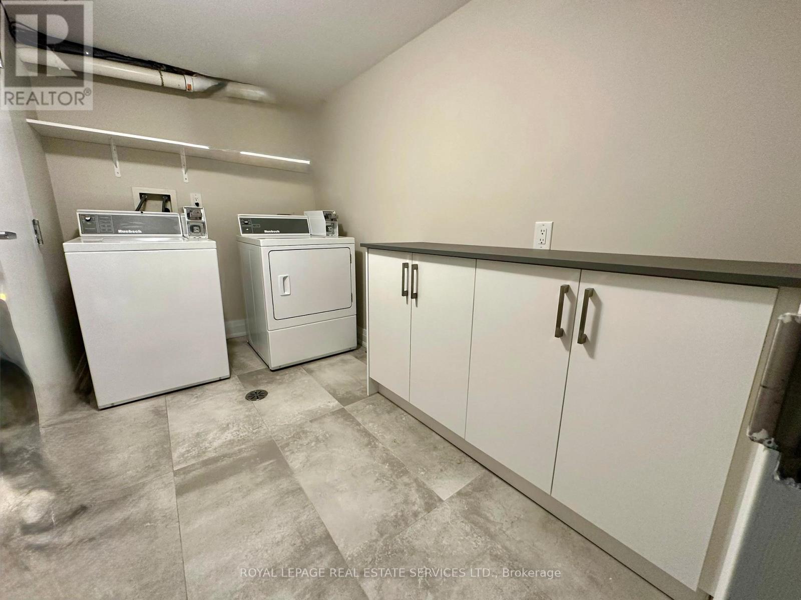 Upper - 256 Annette Street, Toronto, Ontario  M6P 1R1 - Photo 18 - W12791518