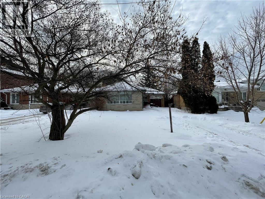 283 Betty Ann Drive, North York, Ontario  M2R 1A9 - Photo 2 - 40804324