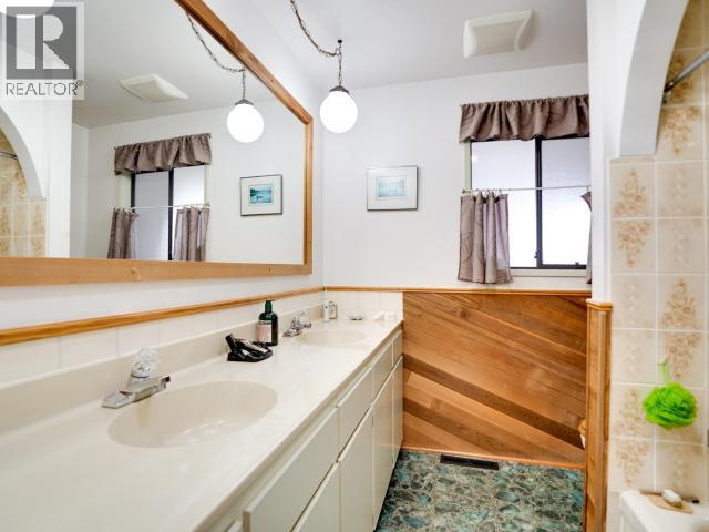 4029 Lytton Ave, Powell River, British Columbia  V8A 5C6 - Photo 23 - 19649