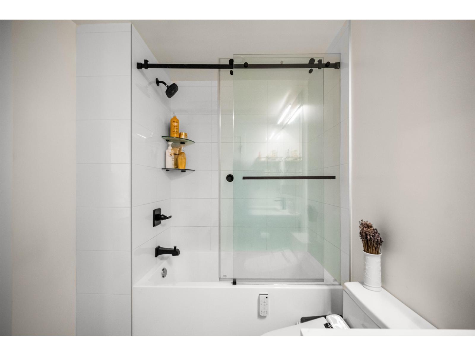 307 10778 138 Street, Surrey, British Columbia  V3T 0S5 - Photo 9 - R3089674