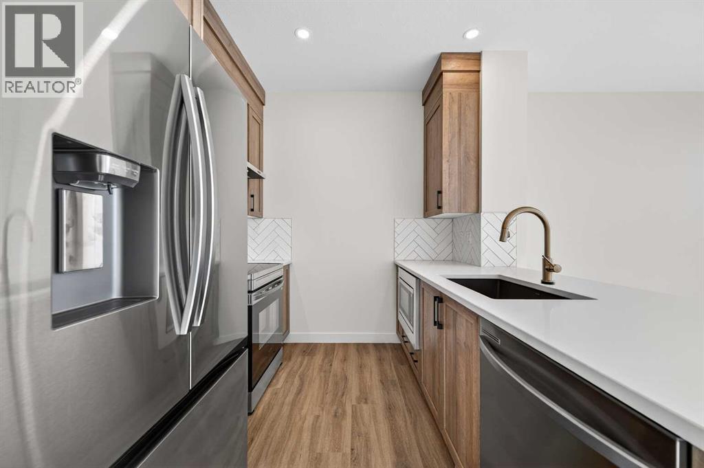 2238 Bayview Drive, Airdrie, Alberta  T4B 3N6 - Photo 10 - A2284647