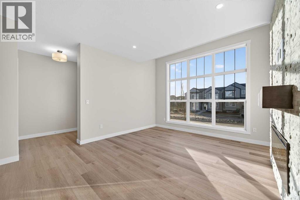 2198 Bayview Drive Sw, Airdrie, Alberta  T4B 5N4 - Photo 4 - A2284907