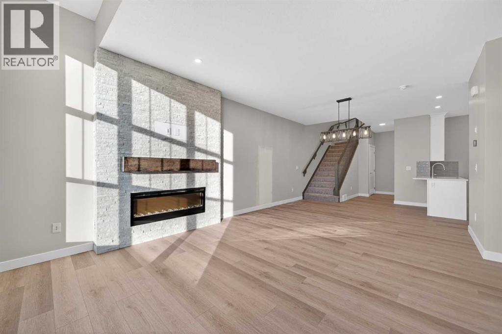 2198 Bayview Drive Sw, Airdrie, Alberta  T4B 5N4 - Photo 5 - A2284907