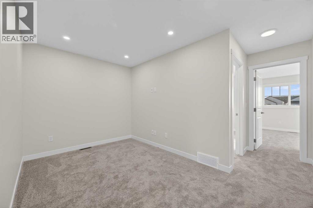 2198 Bayview Drive Sw, Airdrie, Alberta  T4B 5N4 - Photo 19 - A2284907