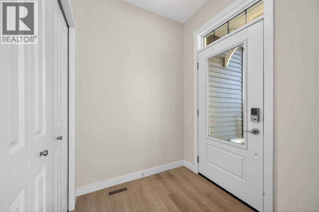 2198 Bayview Drive Sw, Airdrie, Alberta  T4B 5N4 - Photo 2 - A2284907