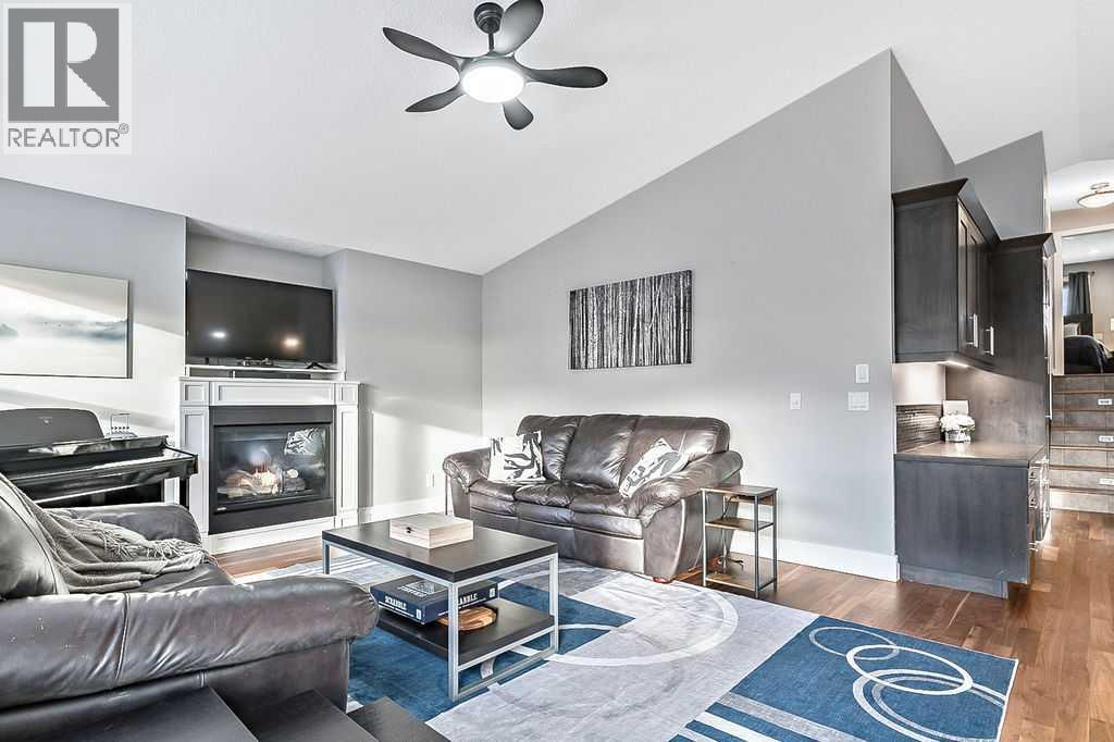 605 Sunrise Close, Diamond Valley, Alberta  T0L 2A0 - Photo 19 - A2276075