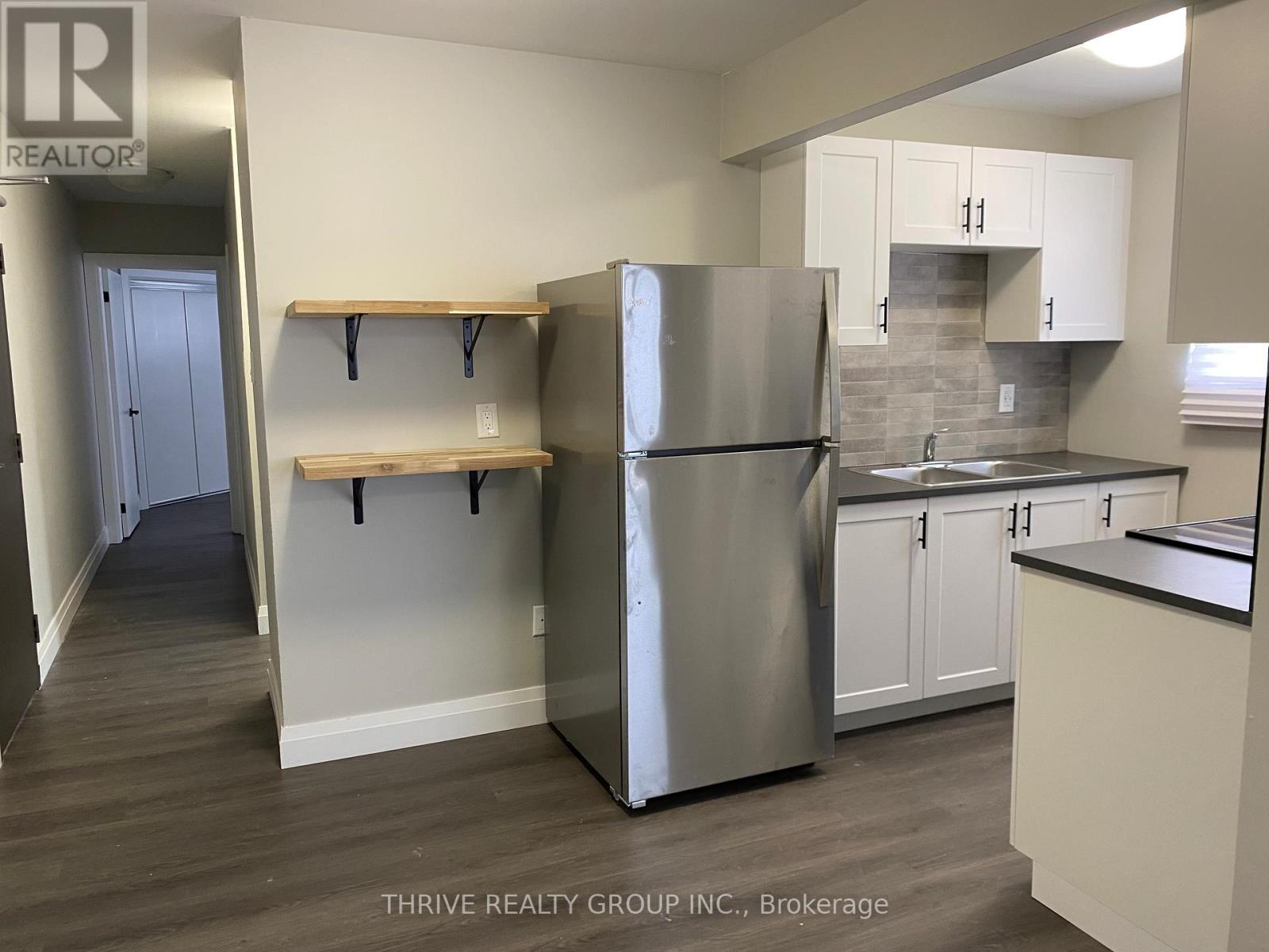 2 - 106 King Edward Avenue, London South, Ontario  N5Z 3T1 - Photo 4 - X12791558