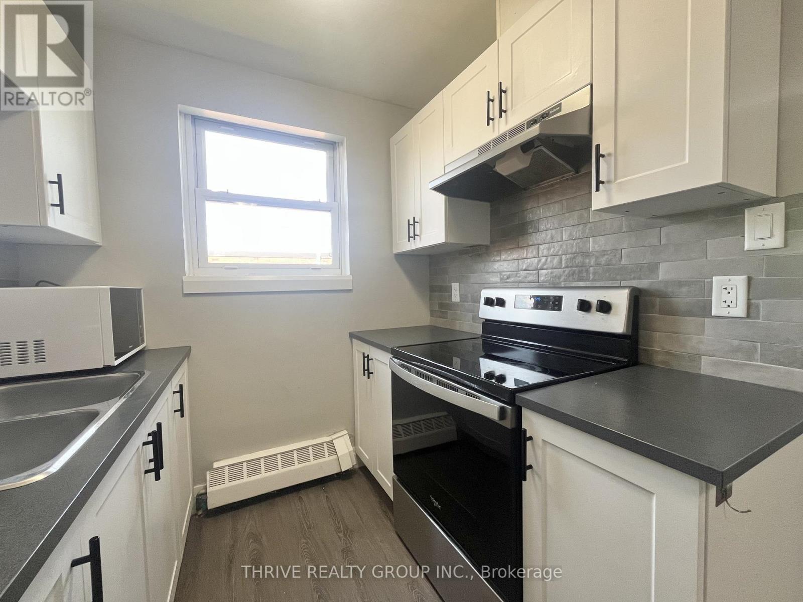 7 - 106 KING EDWARD AVENUE, London South, Ontario