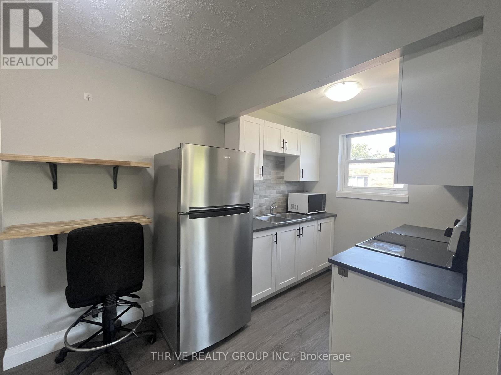 7 - 106 King Edward Avenue, London South, Ontario  N5Z 3T1 - Photo 2 - X12791560