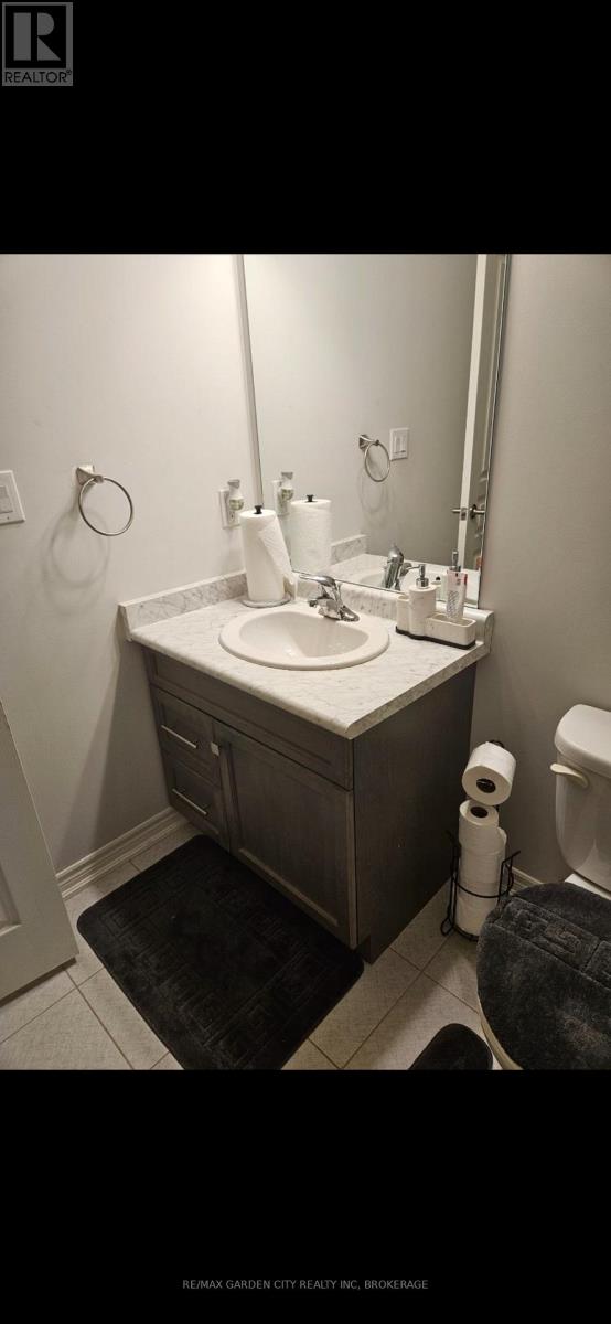 79 Heron Street, Welland, Ontario  L3C 0G8 - Photo 13 - X12791530