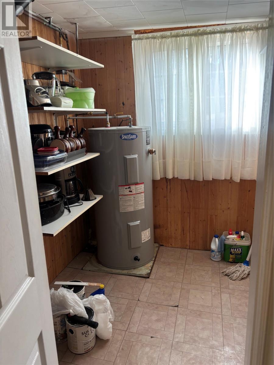 16 Country Road, Bay Roberts, Newfoundland & Labrador  A0A 1G0 - Photo 3 - 1294612