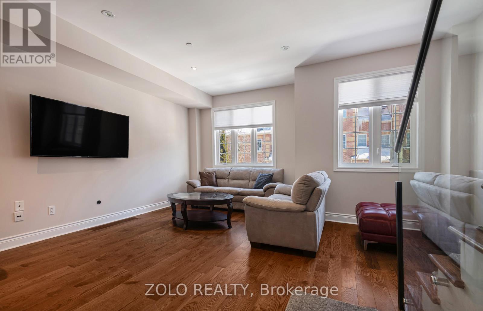 1166 Craven Road, Toronto, Ontario  M4J 0A2 - Photo 17 - E12791556