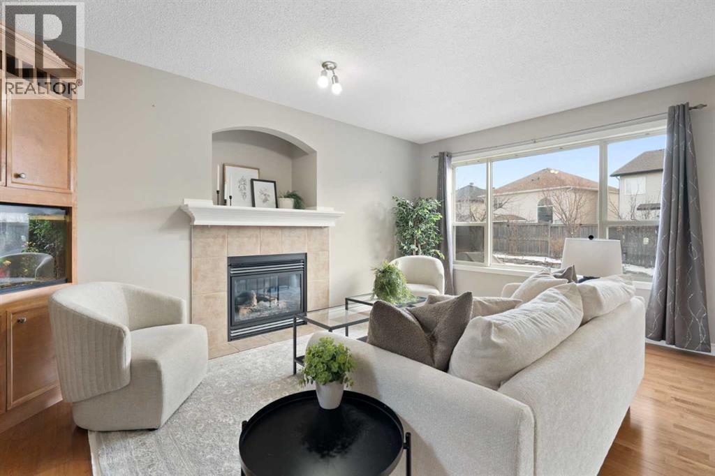 250 Royal Birch Mews Nw, Calgary, Alberta  T3G 5P1 - Photo 4 - A2283837