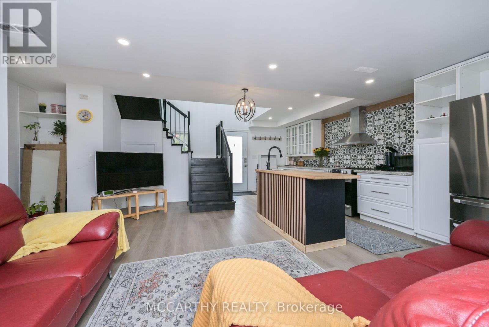 23 Wood Street, Wellington North, Ontario  N0G 1N0 - Photo 12 - X12791552