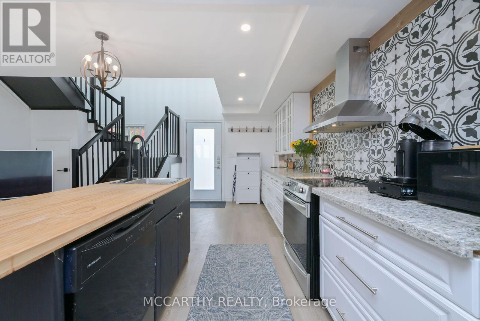 23 Wood Street, Wellington North, Ontario  N0G 1N0 - Photo 8 - X12791552