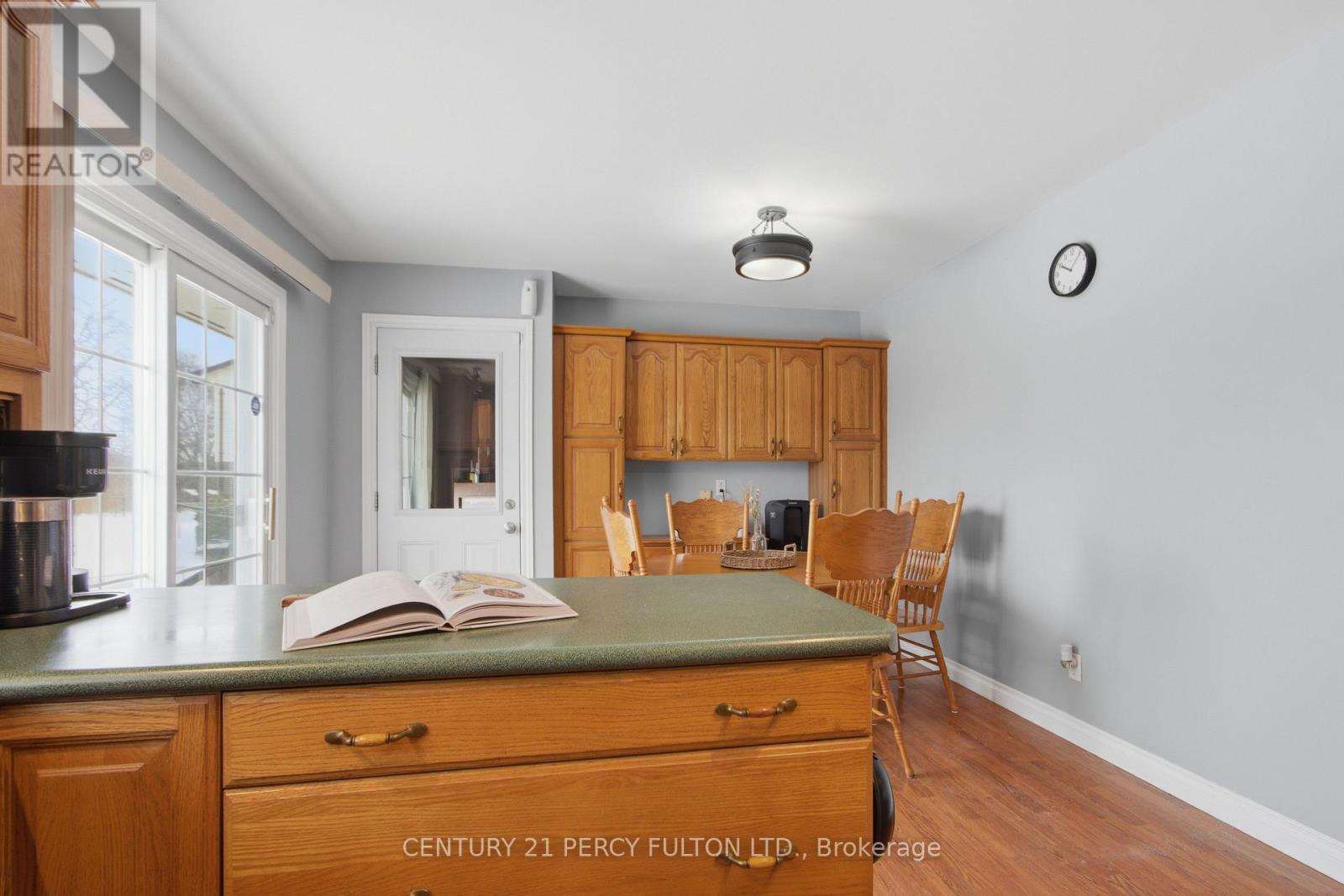 358 Densmore Road, Cobourg, Ontario  K9A 4J9 - Photo 9 - X12791574