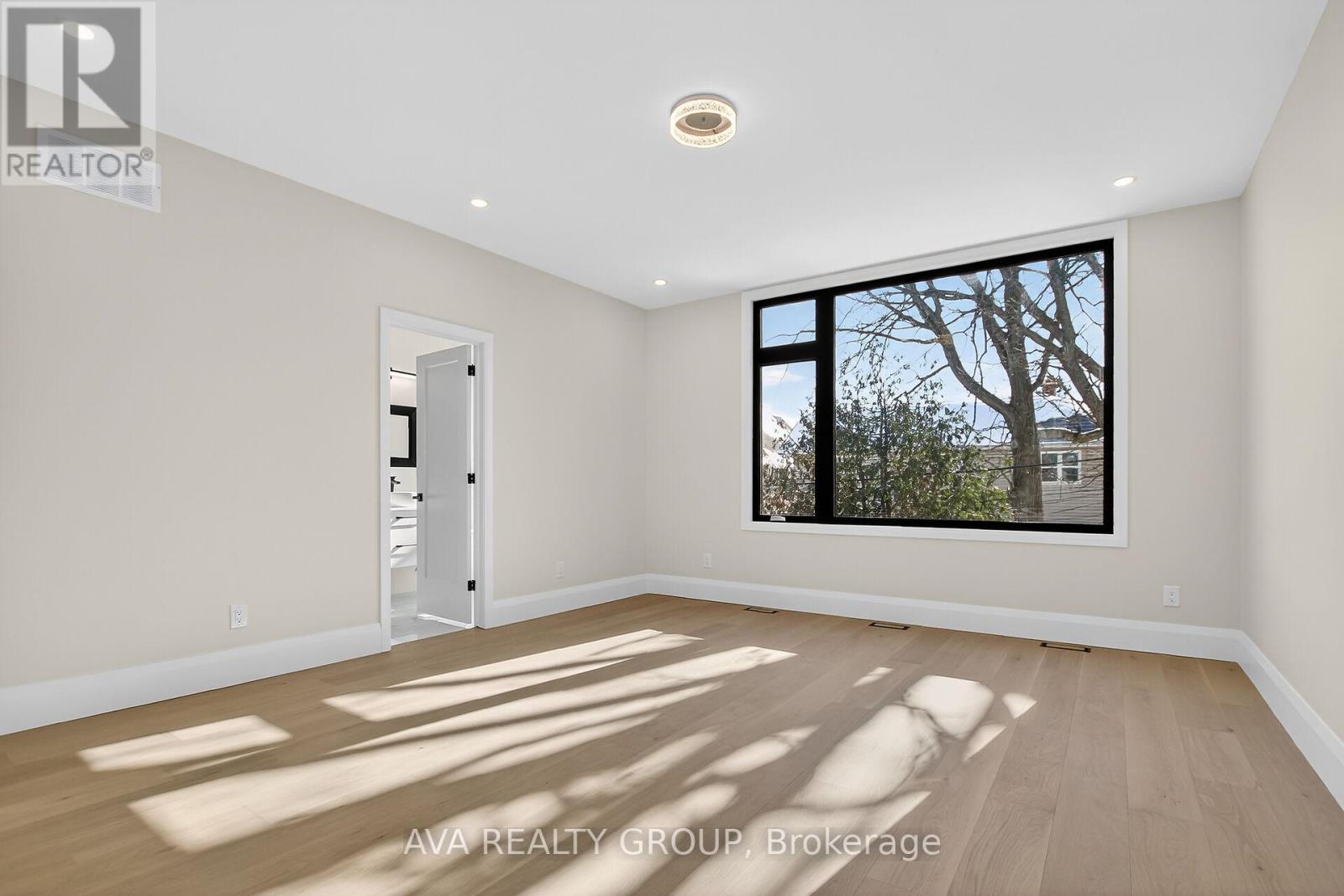 16 Gould Street, Ottawa, Ontario  K1Y 2P2 - Photo 16 - X12790928