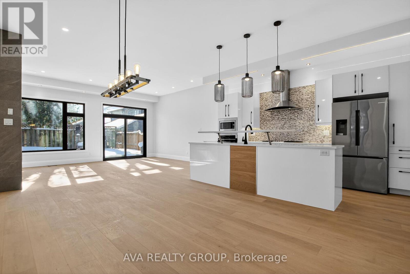 16 Gould Street, Ottawa, Ontario  K1Y 2P2 - Photo 12 - X12790928