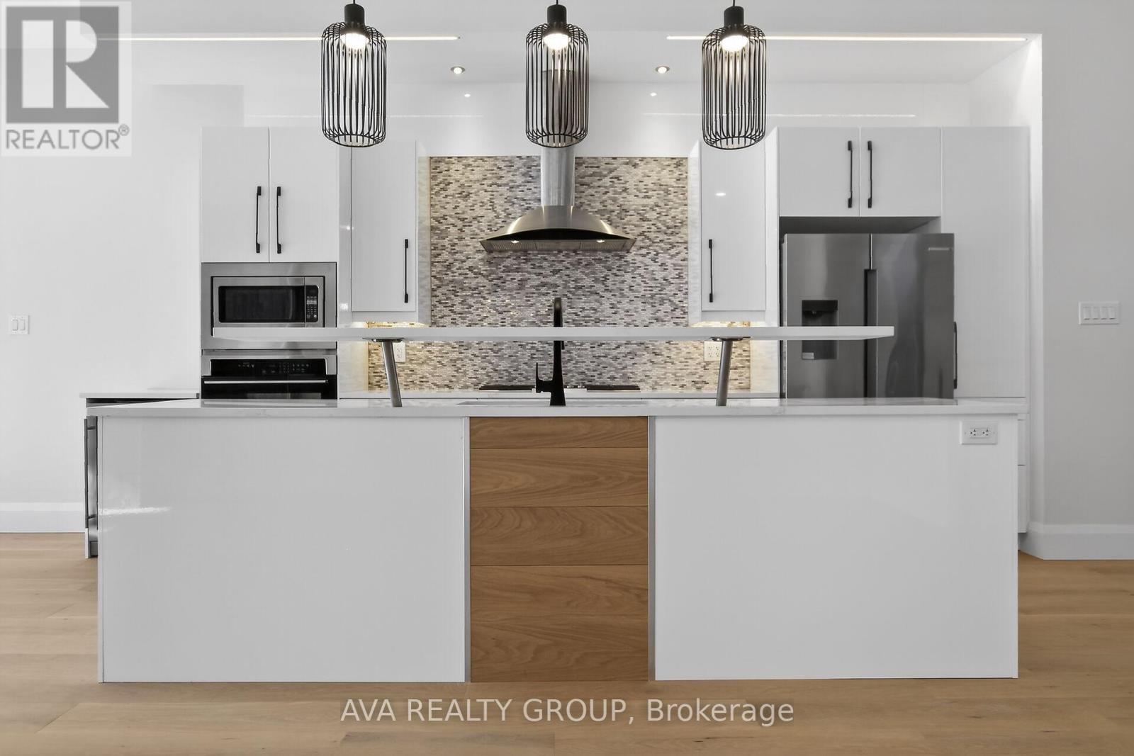 16 Gould Street, Ottawa, Ontario  K1Y 2P2 - Photo 8 - X12790928