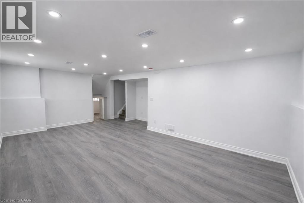 148 Pepperwood Crescent Unit# Lower, Kitchener, Ontario  N2A 2R3 - Photo 5 - 40805455