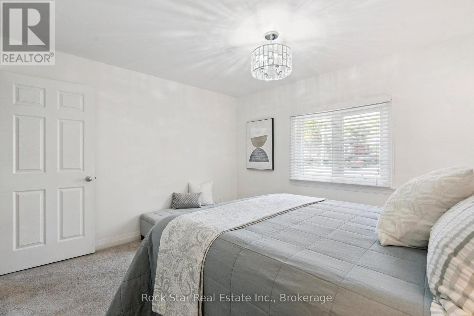 211 Rosedale Avenue, Hamilton, Ontario  L8K 4N6 - Photo 19 - X12699902