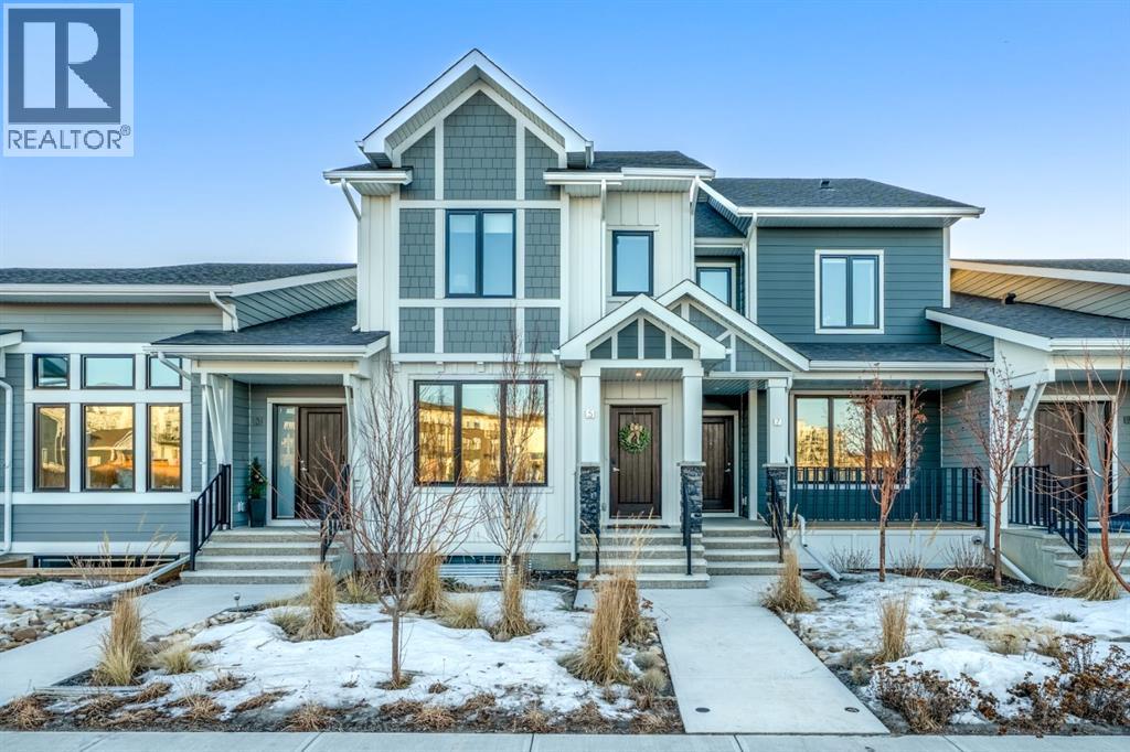 5 Larkspur Bend, Okotoks, Alberta  T1S 3K7 - Photo 2 - A2286246