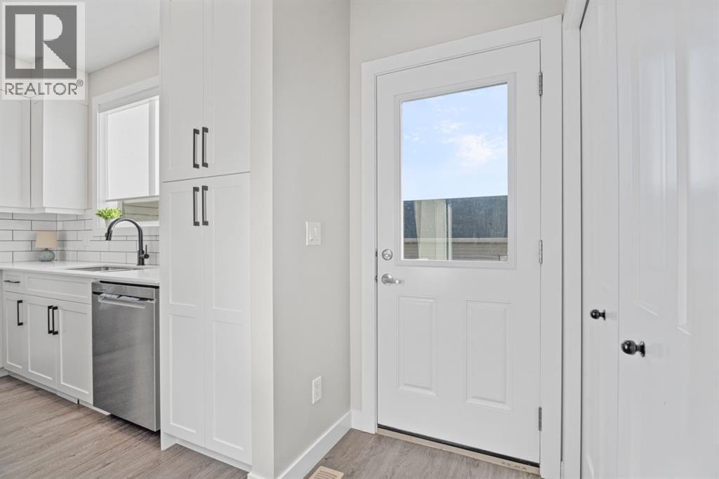 5 Larkspur Bend, Okotoks, Alberta  T1S 3K7 - Photo 25 - A2286246