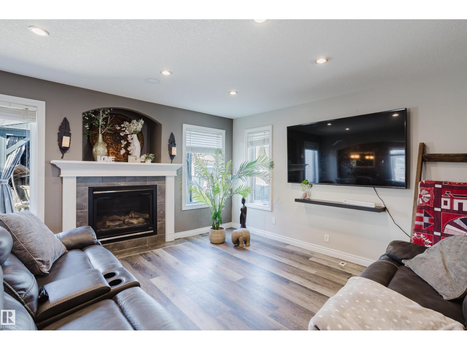 66 Grayridge Cr, Stony Plain, Alberta  T7Z 0A1 - Photo 2 - E4473756