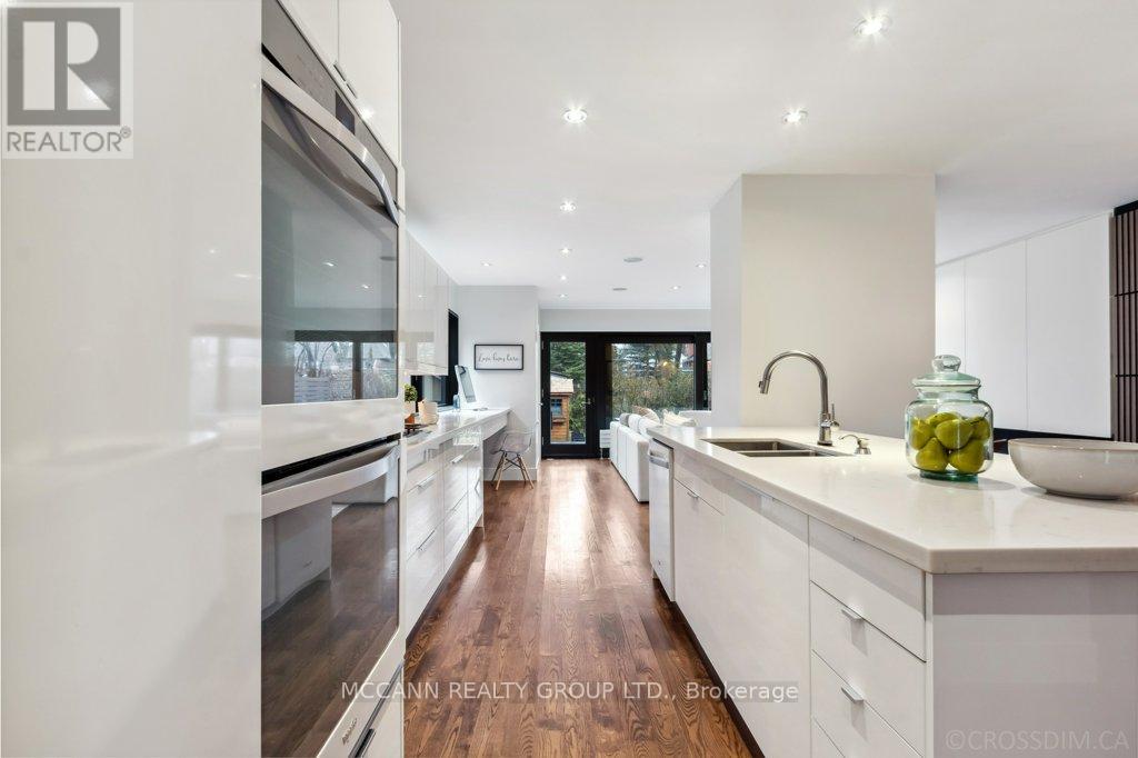 88 Brookdale Avenue, Toronto, Ontario  M5M 1P3 - Photo 15 - C12791582